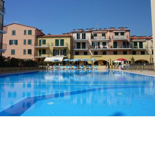 Appartamento Vista mare con Piscina Cala di Sole