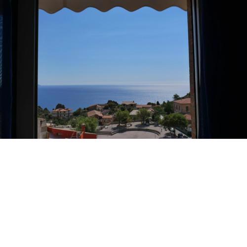 Appartamento vista mare Poseidonia