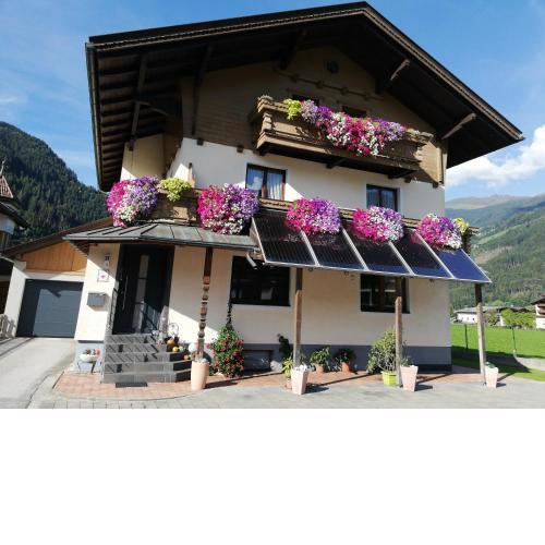 APPARTEMENT EBERHARTER Conny