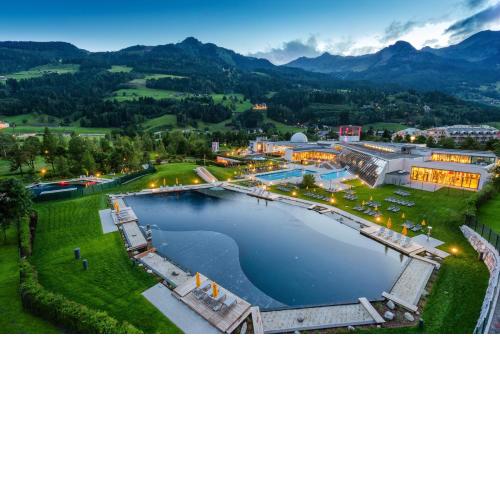 Appartement Hotel Panorama-im Bademantel direkt in die Alpentherme