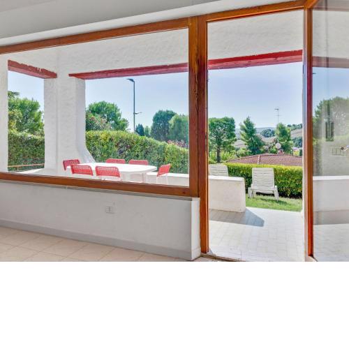 Appealing Holiday Home with Garden Fireplace and Parking