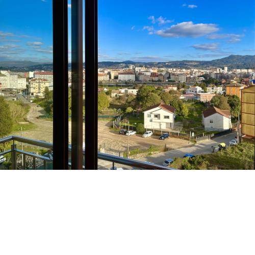 APT SOLEADO y VISTAS - -GARAJE- Zona Tranquila Afueras de Pontevedra -Poio-