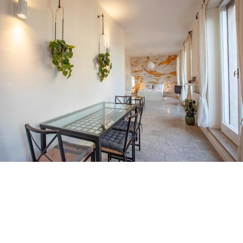 APT10A - Suite & Terrace