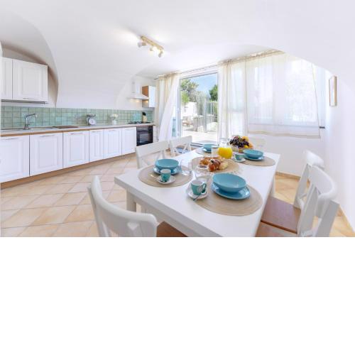 Aqua Holiday Apartments