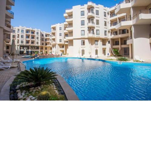 Aqua Tropical Resort Next to Al Gouna