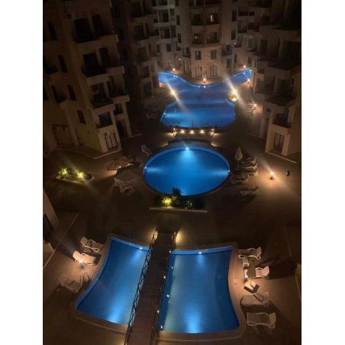 Aqua Tropical Resort Next To Al Gouna