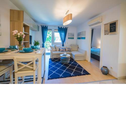 Aquaba Apartment