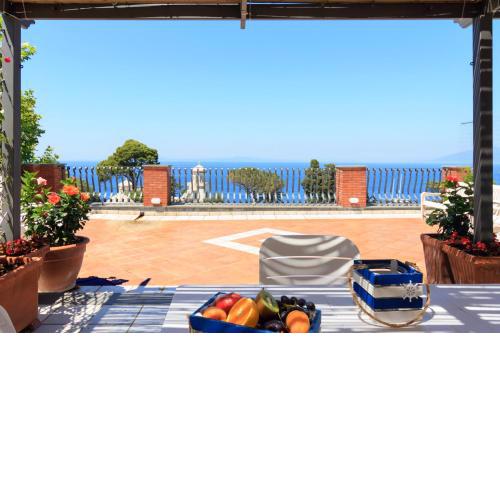AQUAMARINE Relaxing Capri Suites
