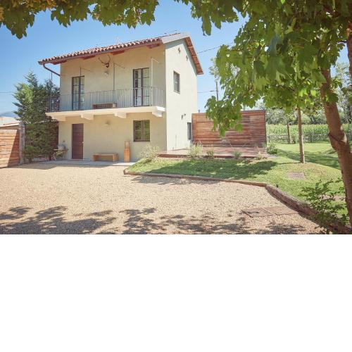 AQVAE Unconventional Country House