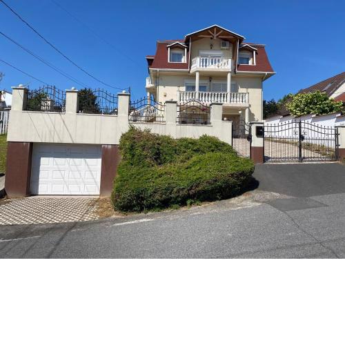 Arany Apartmanház Zalagyöngye