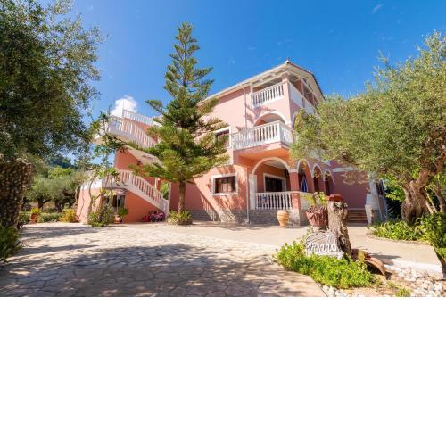 Arazzo Apartments
