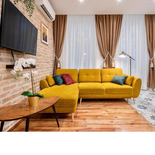 Architecture Fan's Apartment near Opera House