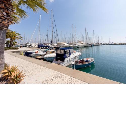 Aregai Marina Exclusive Seaside Apartments