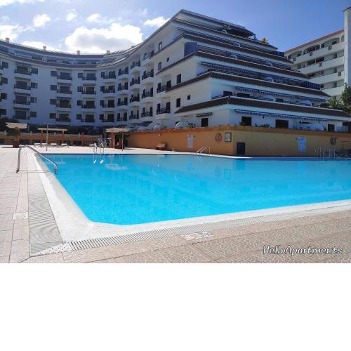 Arena Sol by HelloApartments