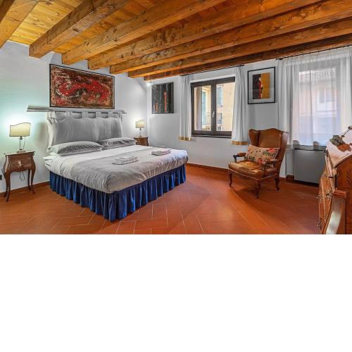 Arena Vintage Apartment