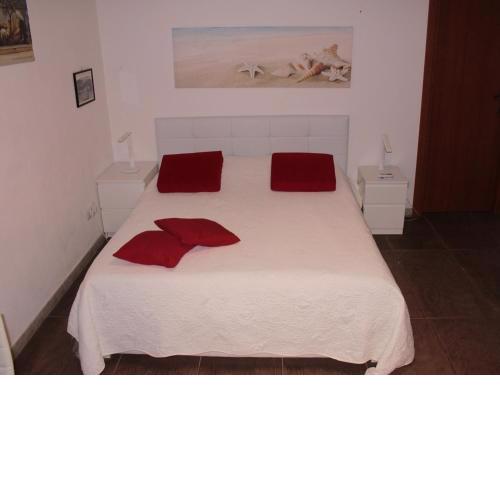 Arenada Private Rooms and Apartment sud