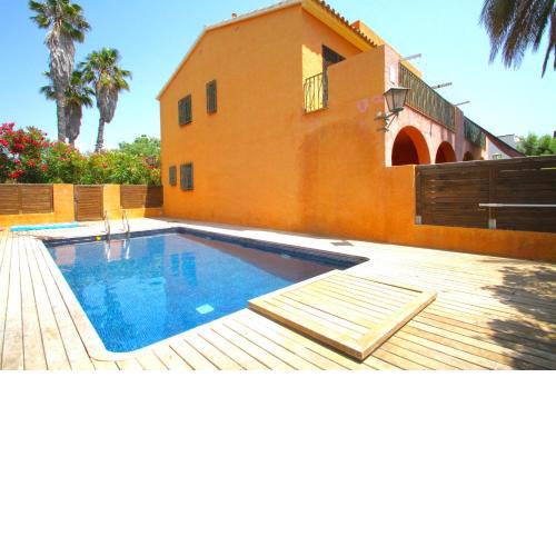ARENDA Miami Playa Holiday Home Terracota