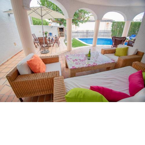 ARENDA Pino Alto Villa Poma