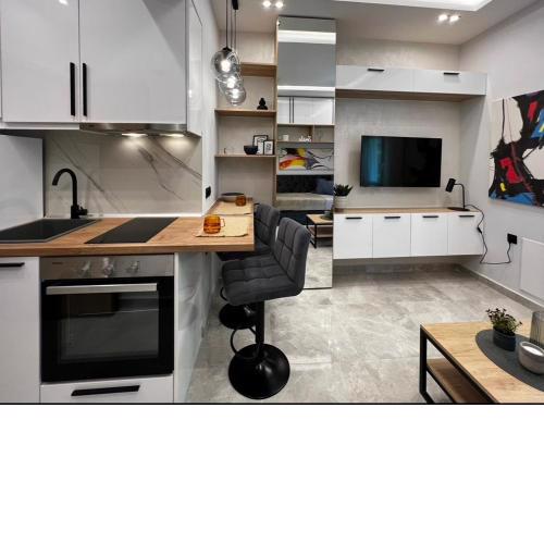 ARES SUITE