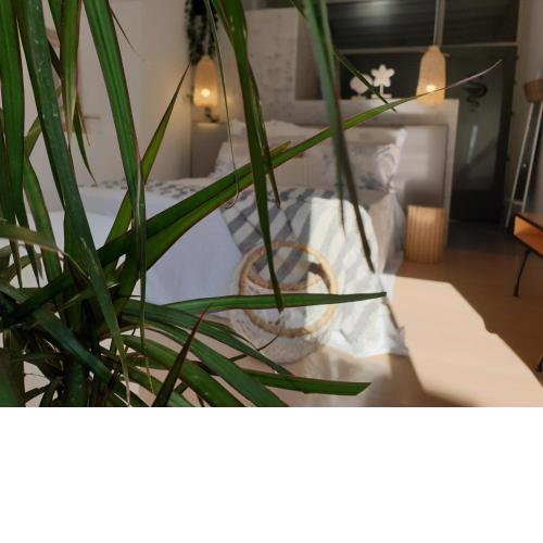 Aretousa Deluxe Downtown Apartment