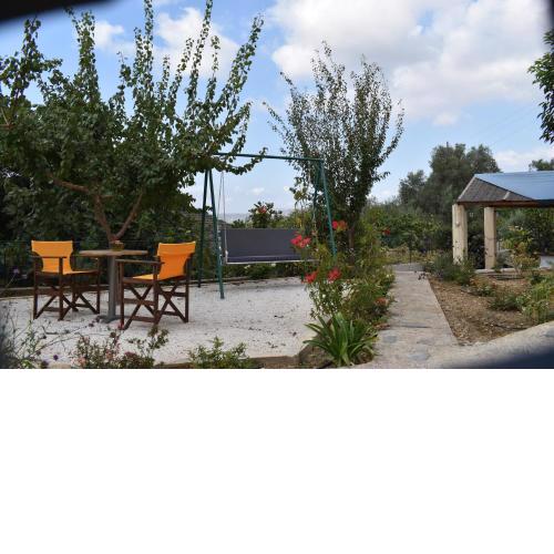 ARETOUSA VILLAGE HOUSE