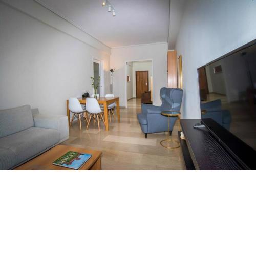 Argonauts Apartment