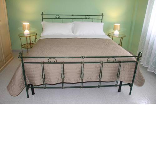 Ari B&B
