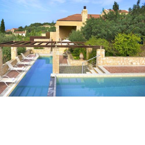 Ariadne - Apokoron Villa with 2 Large Private Pools and Great Views