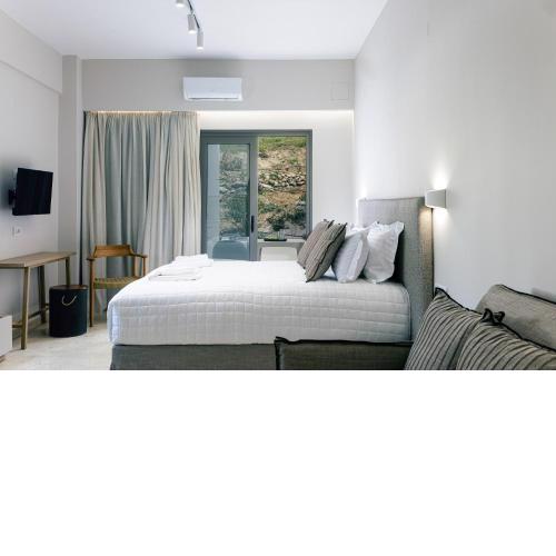 Ariadne Suites