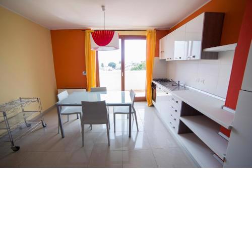 Arianna Apartments