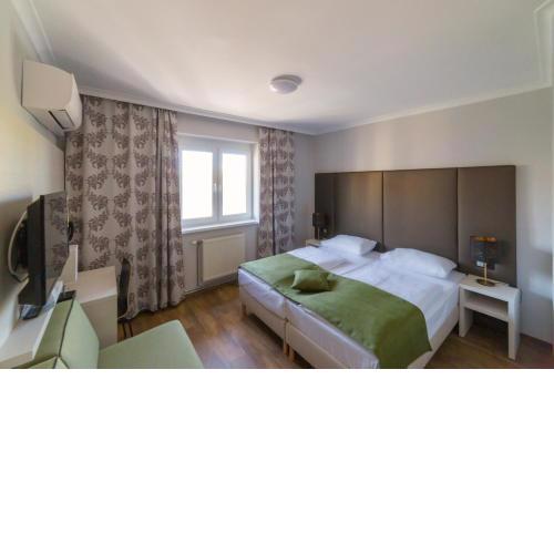 Arion Airport Hotel