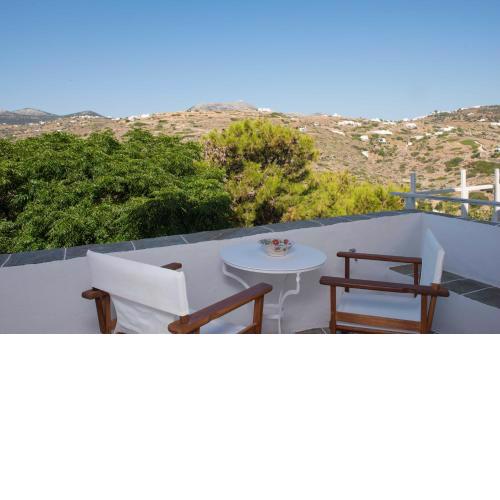 Aris & Maria Houses