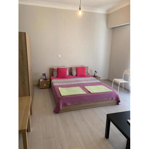 ARIS MODERN APARTMENT IN THE CENTER OF ATHENS