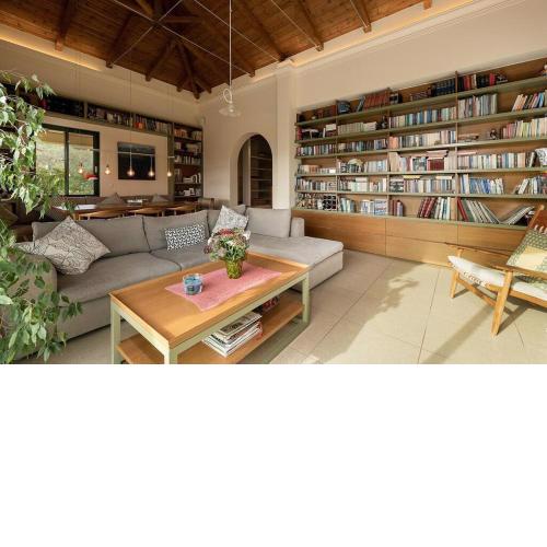 Ariti Villa