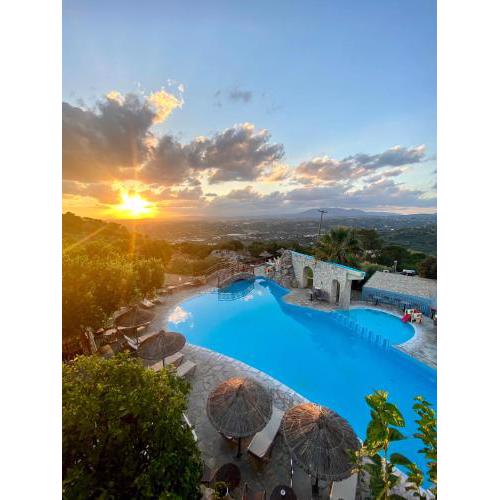 Arolithos Traditional Village Hotel
