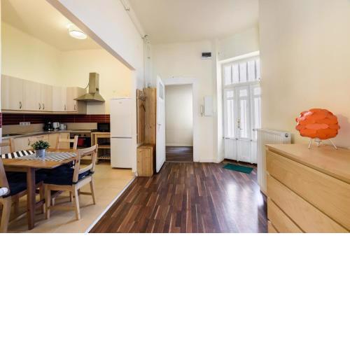 Arpa Flat Sunny