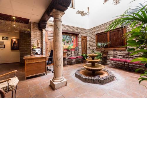 Arte Vida Suites & Spa
