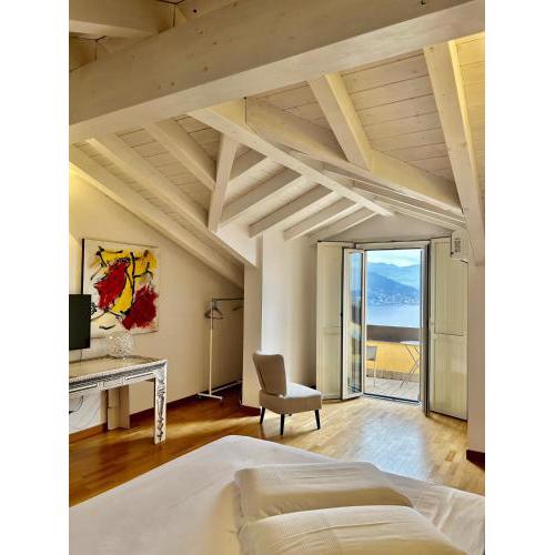 Artelago Silver panoramic lake view