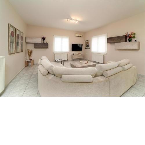 Artemis apartment