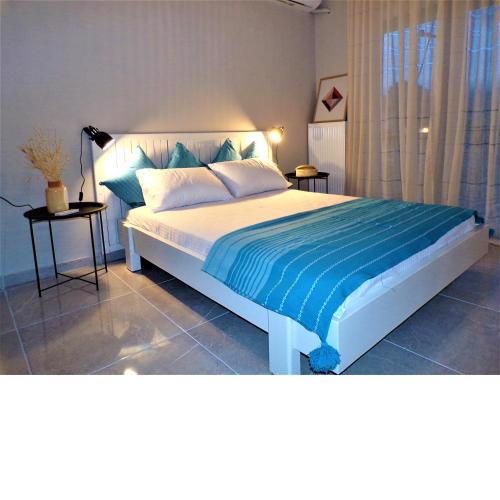Artemis suites