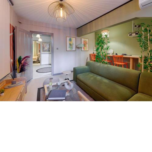 Artful Apartment w/Projector in Beyoglu, Cihangir