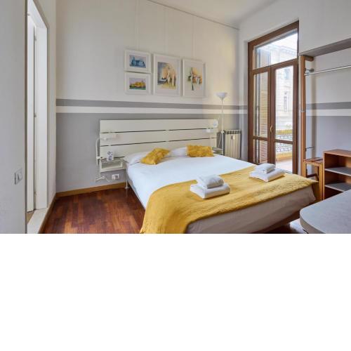 Artist Nadia's apartment in Porta Vercellina