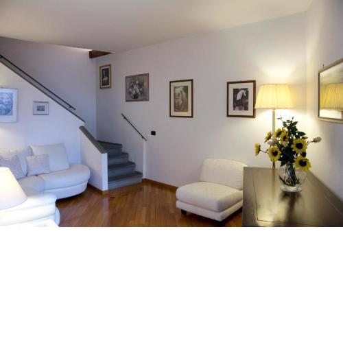 ARTISTI APARTMENT IN FLORENCE WITH GREAT A/C