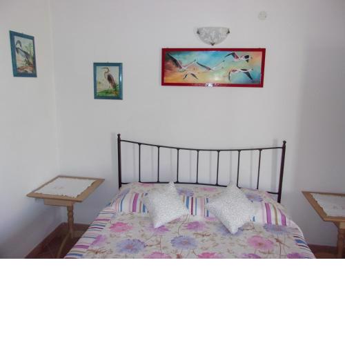 Artistika Golden Apartment