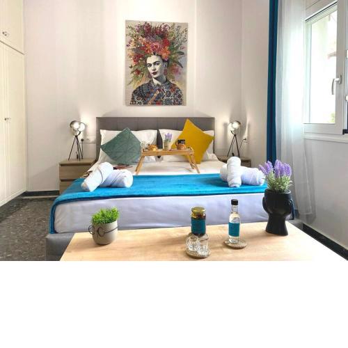Artzy petit apartment close to the center