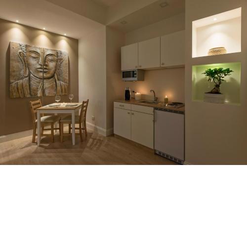 Aruna Suites
