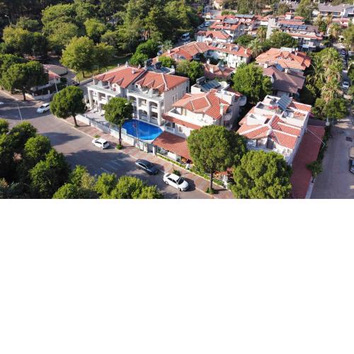 Arya Hotel