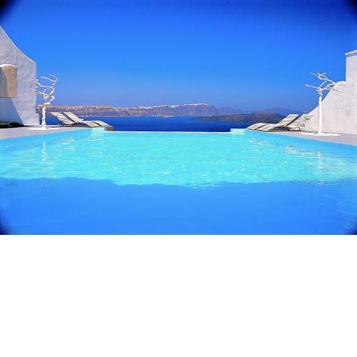 Astarte Suites