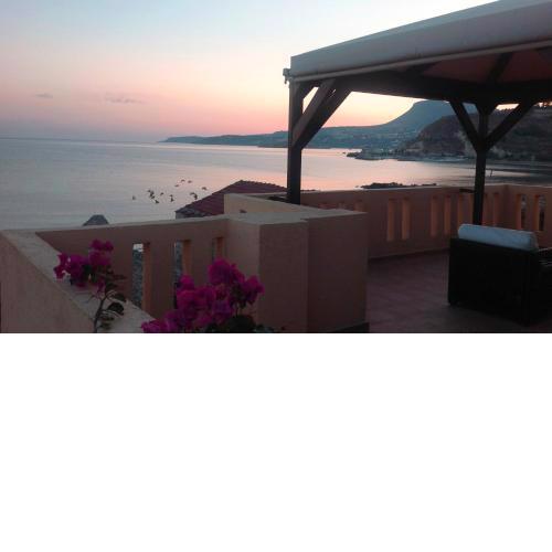 Asterias Studios & Apartments