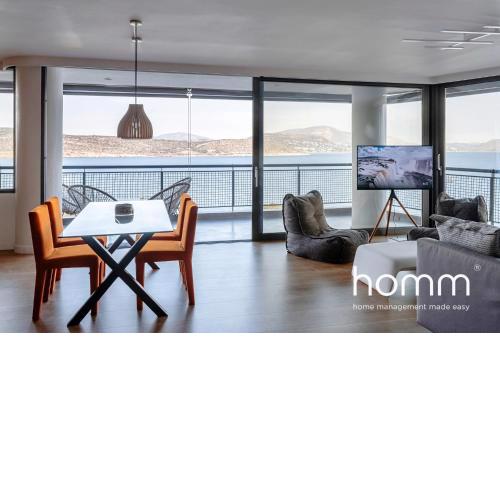 Astonishing Sea View homm 2 BDR Suite in Varkiza